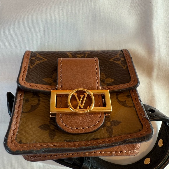 Louis Vuitton Monogram Brown and Gold Card Holder - Picture 1 of 4